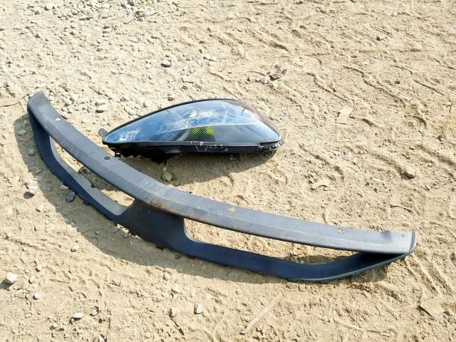 2G2WR524041126225 - 2004 PONTIAC GRAND PRIX BLACK photo 9