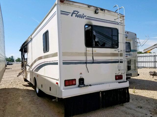 1FCNF535120A00008 - 2002 FLEETWOOD MOTORHOME WHITE photo 4