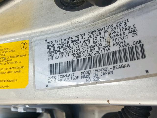 JTHBF30G625001745 - 2002 LEXUS ES 300 SILVER photo 10