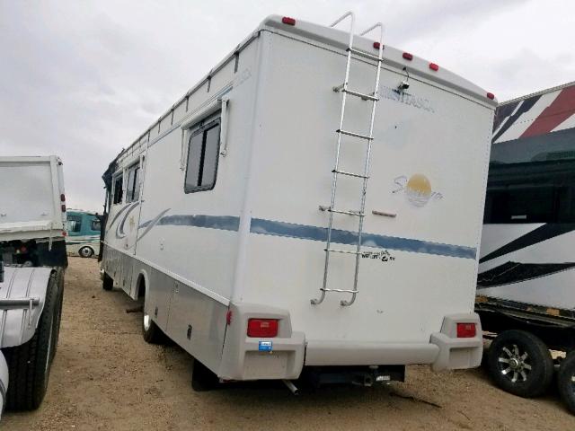 5B4MP67G443376648 - 2004 WINNEBAGO MOTORHOME WHITE photo 3