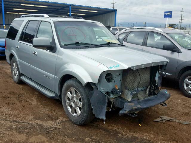 5LMFU27545LJ12617 - 2005 LINCOLN NAVIGATOR SILVER photo 1