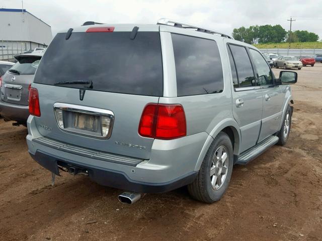 5LMFU27545LJ12617 - 2005 LINCOLN NAVIGATOR SILVER photo 4