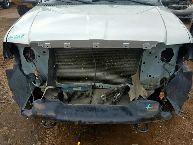 5LMFU27545LJ12617 - 2005 LINCOLN NAVIGATOR SILVER photo 9