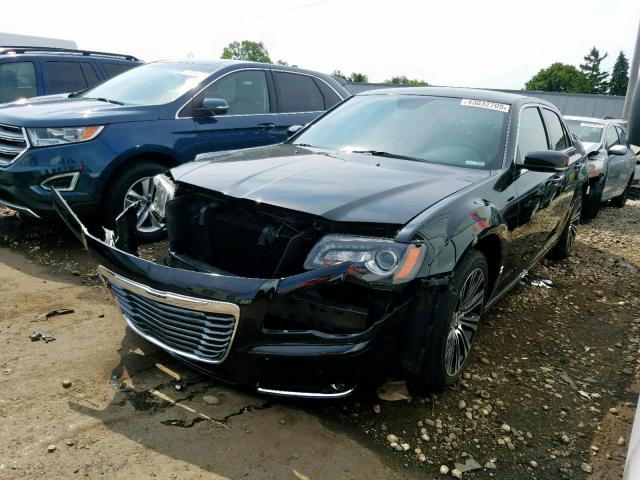 2C3CCABT2DH681592 - 2013 CHRYSLER 300 S BLACK photo 2