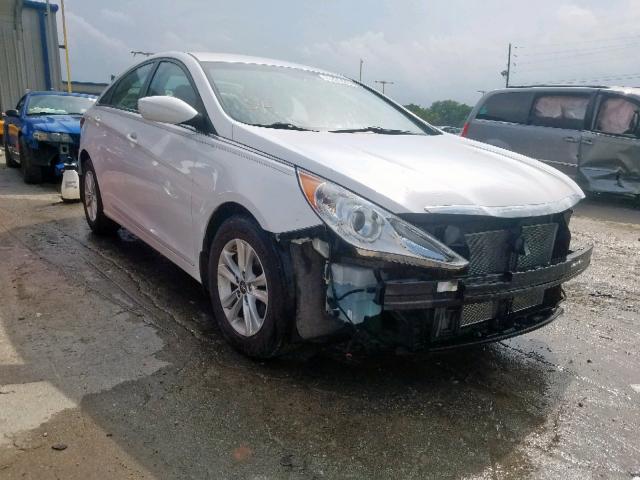 5NPEB4AC6DH598961 - 2013 HYUNDAI SONATA GLS WHITE photo 1