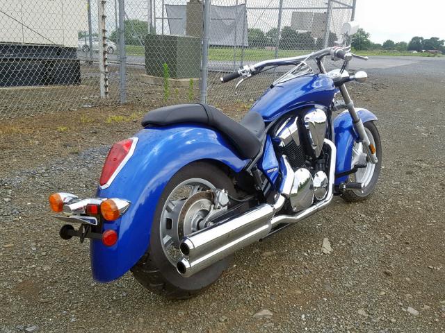 JH2SC6606FK500114 - 2015 HONDA VT1300 CR BLUE photo 4