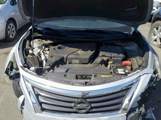 1N4AL3APXDN474240 - 2013 NISSAN ALTIMA SILVER photo 7