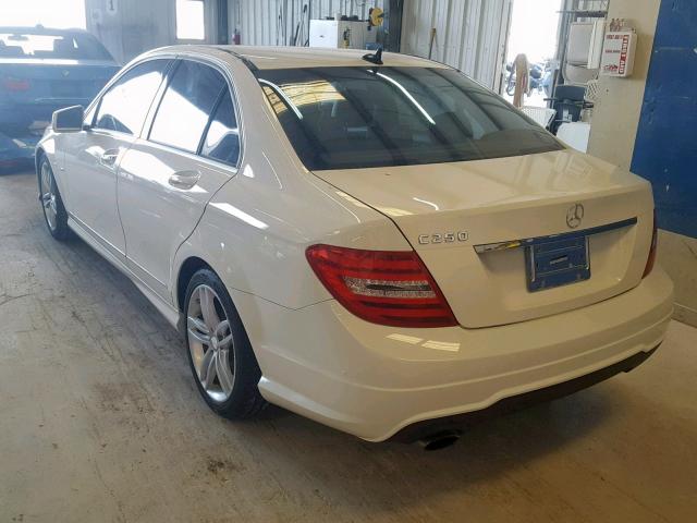 WDDGF4HB6CR194730 - 2012 MERCEDES-BENZ C 250 WHITE photo 3