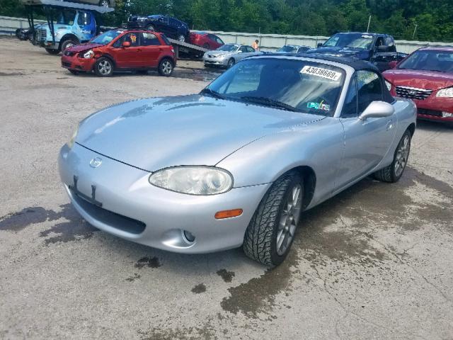 JM1NB353240401740 - 2004 MAZDA MX-5 MIATA SILVER photo 2