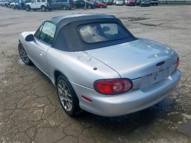 JM1NB353240401740 - 2004 MAZDA MX-5 MIATA SILVER photo 3