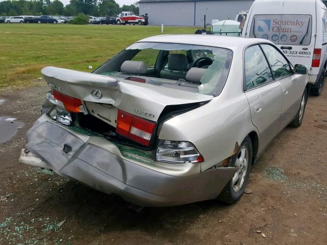 JT8BF28G6W5016850 - 1998 LEXUS ES 300 GRAY photo 4