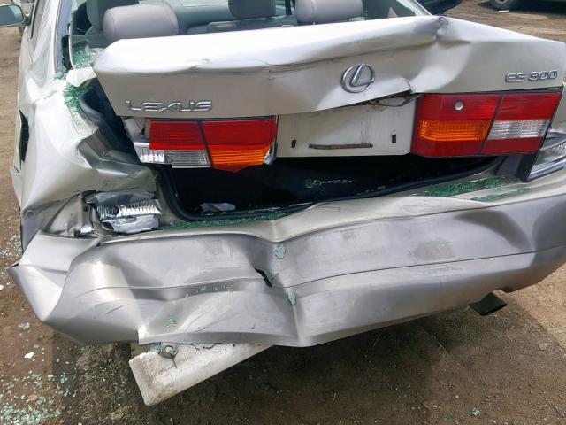 JT8BF28G6W5016850 - 1998 LEXUS ES 300 GRAY photo 9