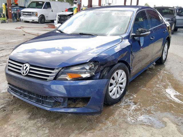 1VWAP7A33CC067578 - 2012 VOLKSWAGEN PASSAT S BLUE photo 2