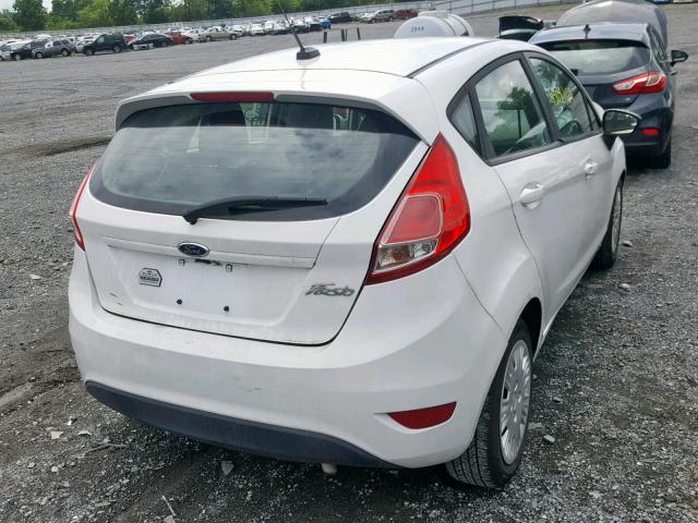 3FADP4TJ3FM200438 - 2015 FORD FIESTA S WHITE photo 4