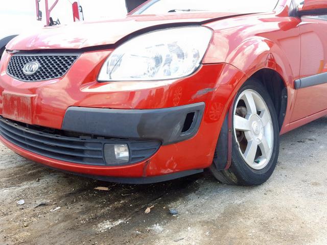 KNADE163466182363 - 2006 KIA RIO 5 RED photo 9