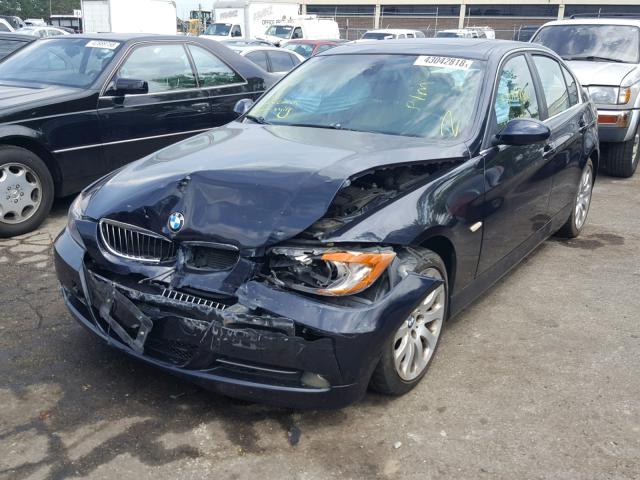 WBAVB33586KR77972 - 2006 BMW 330 I BLUE photo 2