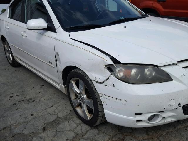 JM1BK323161401944 - 2006 MAZDA 3 S WHITE photo 9