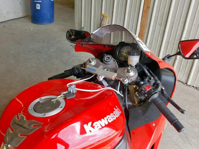 JKAZXCD117A020442 - 2007 KAWASAKI ZX1000 D RED photo 5