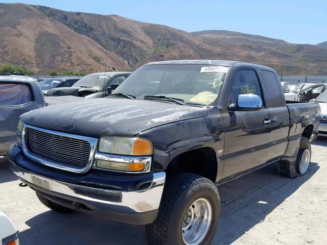 2GTEK19T421430365 - 2002 GMC NEW SIERRA BLACK photo 2