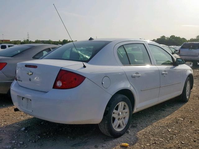 1G1AL52F057552941 - 2005 CHEVROLET COBALT WHITE photo 4