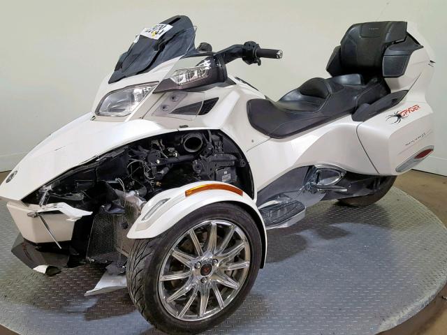 2BXNBDD15EV001286 - 2014 CAN-AM SPYDER ROA WHITE photo 4