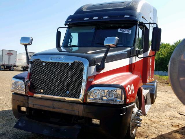 1FUJA3CG21PF24251 - 2001 FREIGHTLINER CONVENTION RED photo 2
