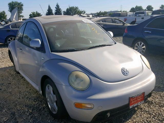 3VWCC21C6YM459984 - 2000 VOLKSWAGEN NEW BEETLE SILVER photo 1