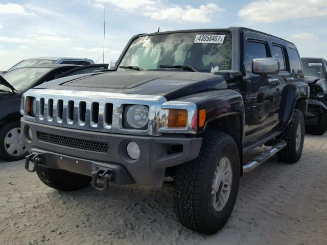 5GTDN13E778206694 - 2007 HUMMER H3 BLACK photo 2