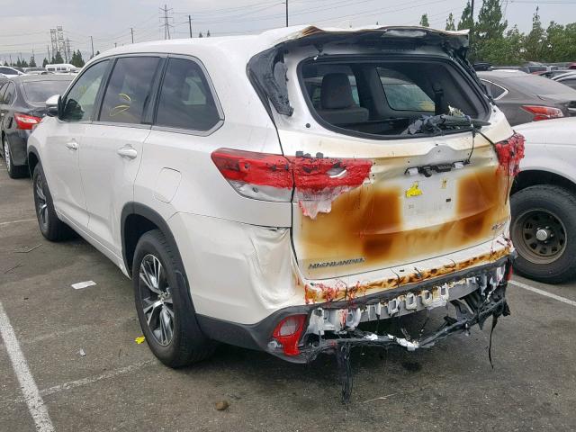 5TDBZRFH8JS801564 - 2018 TOYOTA HIGHLANDER WHITE photo 3