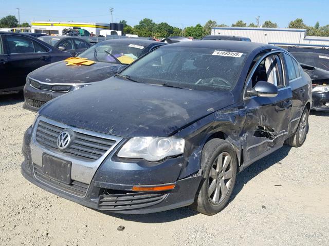 WVWJK93C88E077304 - 2008 VOLKSWAGEN PASSAT TUR BLUE photo 2