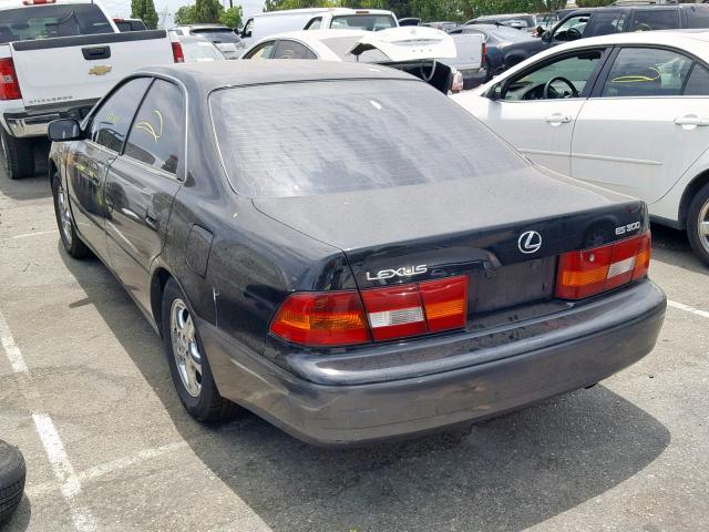 JT8BF28G2W5029398 - 1998 LEXUS ES 300 BLACK photo 3