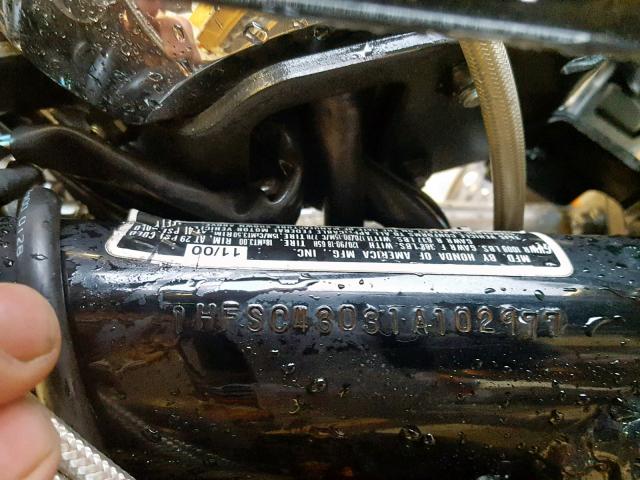 1HFSC43031A102977 - 2001 HONDA VT1100 C2 TWO TONE photo 10