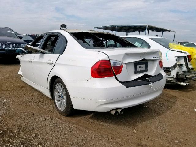 WBAVA37587NL15399 - 2007 BMW 328 I WHITE photo 3