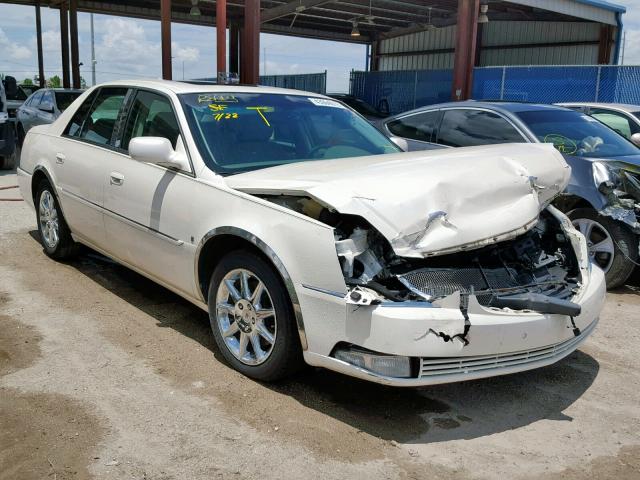 1G6KD5EY6AU107043 - 2010 CADILLAC DTS LUXURY WHITE photo 1