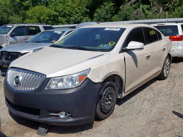1G4GJ5E33CF125583 - 2012 BUICK LACROSSE T WHITE photo 2