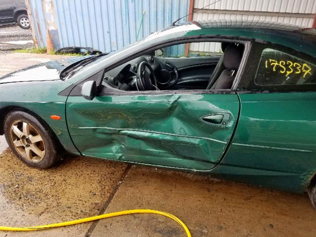 1ZWFT61L115616817 - 2001 MERCURY COUGAR V6 GREEN photo 9