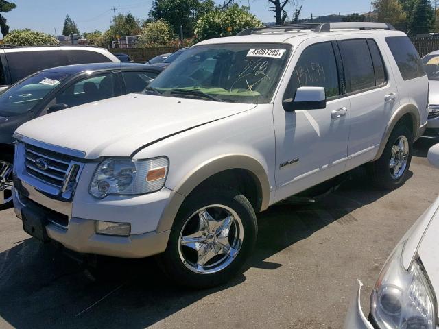 1FMEU64816UA21157 - 2006 FORD EXPLORER E WHITE photo 2