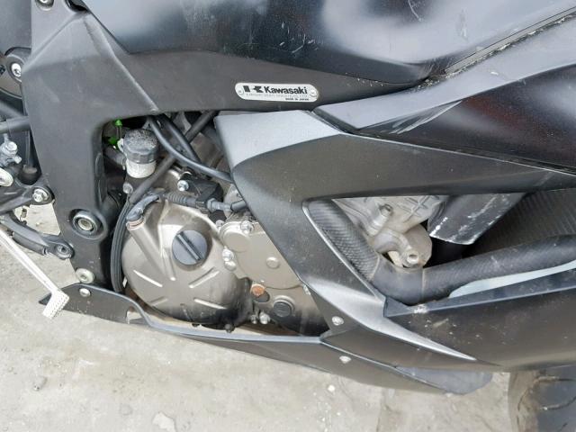 JKBZXJF19FA006011 - 2015 KAWASAKI ZX636 F BLACK photo 7