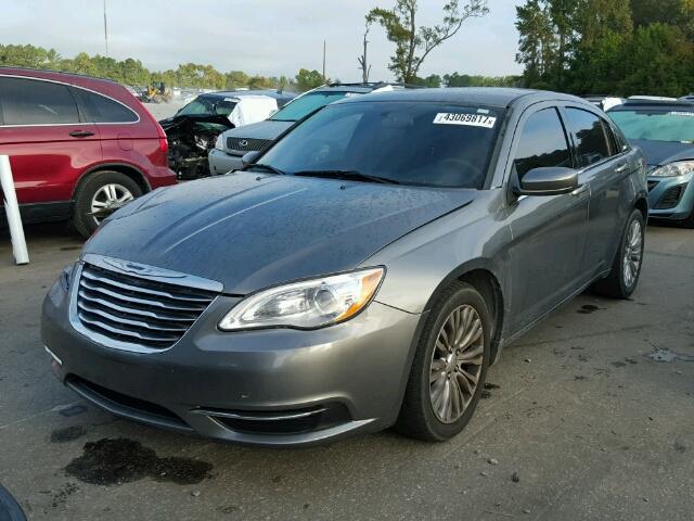 1C3CCBAB8CN256947 - 2012 CHRYSLER 200 LX GRAY photo 2