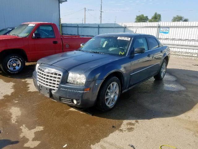 2C3KK53G38H145327 - 2008 CHRYSLER 300 TOURIN GRAY photo 2