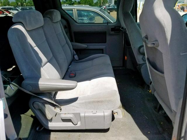 2FMDA57645BA22140 - 2005 FORD FREESTAR S SILVER photo 6