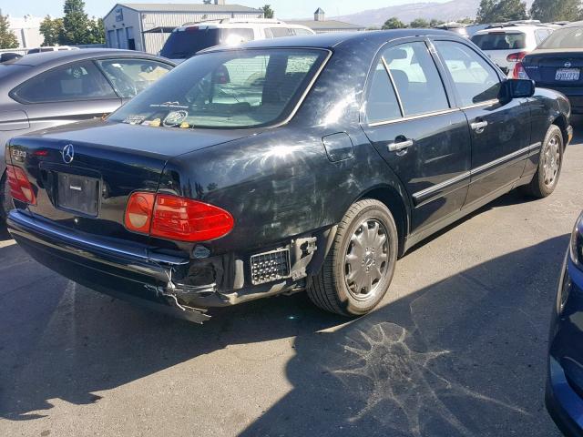 WDBJF65F6WA655669 - 1998 MERCEDES-BENZ E 320 BLACK photo 4