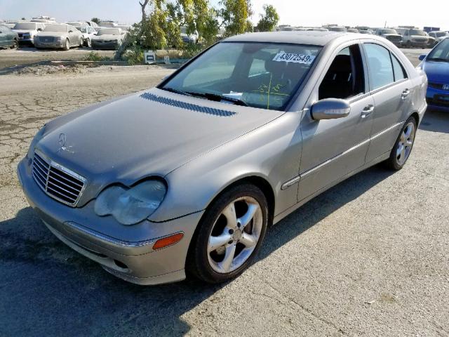 WDBRF40JX4F519144 - 2004 MERCEDES-BENZ C 230K SPO GRAY photo 2