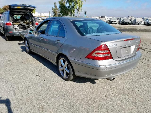 WDBRF40JX4F519144 - 2004 MERCEDES-BENZ C 230K SPO GRAY photo 3