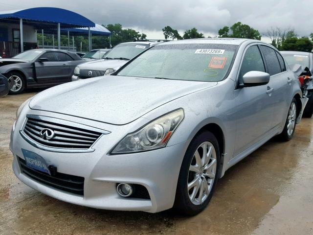 JN1CV6AR5BM352679 - 2011 INFINITI G37 SILVER photo 2