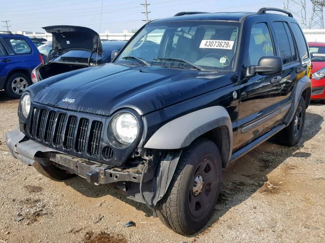 1J4GL48K55W504352 - 2005 JEEP LIBERTY SP BLACK photo 2