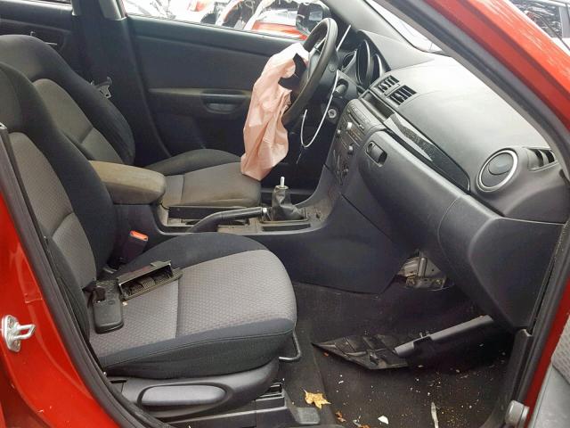 JM1BK12F161460314 - 2006 MAZDA 3 I RED photo 5