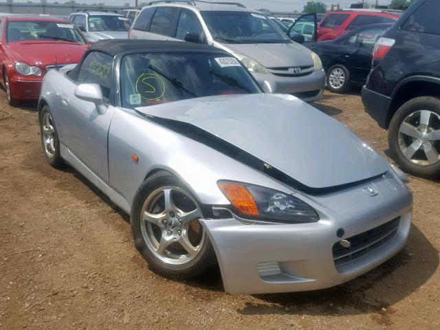 JHMAP11412T001388 - 2002 HONDA S2000 SILVER photo 1