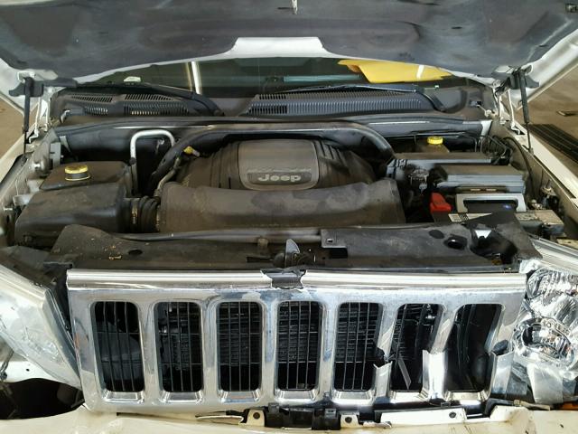 1J8HG58207C616428 - 2007 JEEP COMMANDER WHITE photo 7