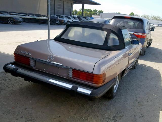 10704412061124 - 1980 MERCEDES-BENZ 450SL CREAM photo 4